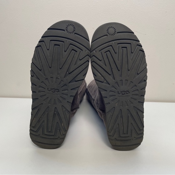 Ugg tall boots shearling leather classic winter cozy warm pull on soft grey sz 6 - Picture 8 of 12